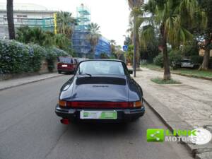 Image 7/10 of Porsche 911 Carrera 3.2 (1988)