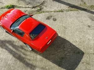 Image 2/32 of Chevrolet Corvette Convertible (1988)