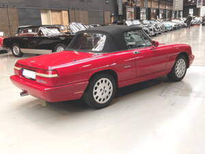 Image 16/27 of Alfa Romeo 2.0 Spider (1992)