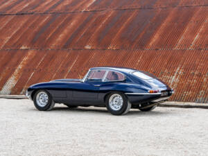 Image 9/39 of Jaguar E-Type &quot;Lightweight&quot; (1962)