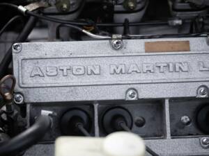 Imagen 20/45 de Aston Martin V8 Volante (1984)