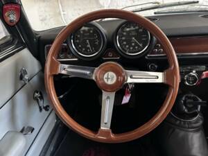 Bild 36/63 von Alfa Romeo Giulia GT 1300 Junior (1973)