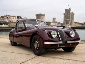 Image 12/50 of Jaguar XK 120 SE FHC (1952)