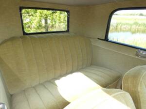 Image 11/15 of Ford Model A Tudor Sedan (1929)