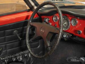 Immagine 16/19 di Volkswagen Karmann Ghia 1600 (1970)