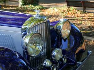 Image 23/50 of Bentley 4 1&#x2F;4 Litre (1936)