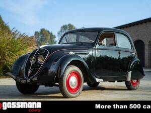 Image 3/15 of Peugeot 203 (1949)