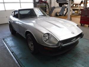 Image 24/46 of Datsun 240 Z (1971)