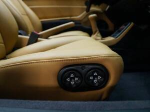Image 13/50 of Porsche 911 Carrera RWB (1995)