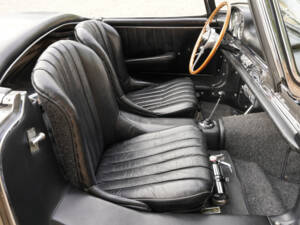 Image 11/50 de Mercedes-Benz 300 SL Roadster (1962)