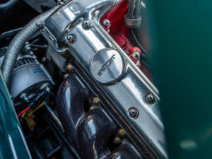 Image 32/41 of Jaguar XK 140 DHC (1955)