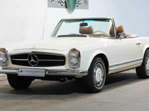 Image 1/21 of Mercedes-Benz 280 SL (1969)