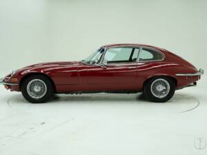 Imagen 8/15 de Jaguar E-Type V12 (2+2) (1973)