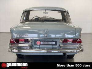 Bild 7/15 von Mercedes-Benz 220 SE b (1963)