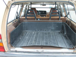 Bild 9/12 von Volvo 245 GL D (1984)