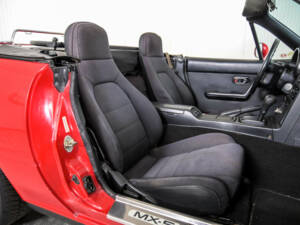 Afbeelding 32/50 van Mazda MX-5 1.6 (1990)