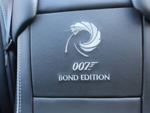 Bild 43/47 von Aston Martin DB 9 GT &quot;Bond Edition&quot; (2015)