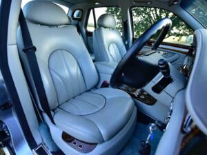 Image 41/50 of Rolls-Royce Silver Seraph (1998)
