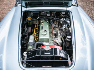 Immagine 16/49 di Austin-Healey 3000 Mk III (BJ8) (1966)