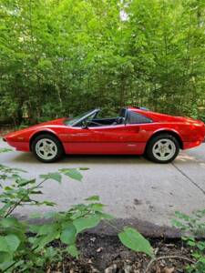 Image 8/82 of Ferrari 308 GTS Quattrovalvole (1983)