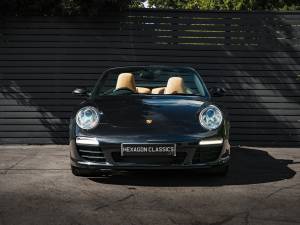 Image 37/45 of Porsche 911 Carrera 4S (2010)