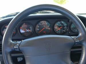 Image 11/20 of Porsche 911 Carrera 4 (1996)