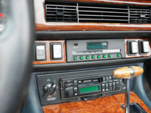 Immagine 32/50 di Jaguar XJS 5.3 V12 (1988)