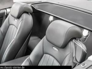 Image 11/15 of Mercedes-Benz SL 55 AMG (2006)