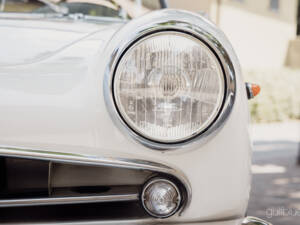 Image 26/71 de Alfa Romeo Giulietta Spider (1960)