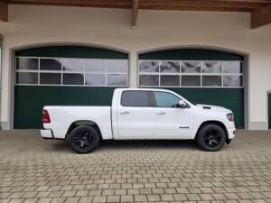 Image 60/62 of Dodge Ram 1500 (2020)