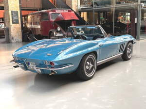 Image 6/41 of Chevrolet Corvette Sting Ray Convertible (1966)