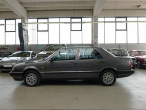 Immagine 18/32 di Lancia Thema I.E. (1991)