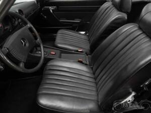 Immagine 12/19 di Mercedes-Benz 280 SL (1975)