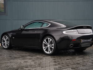 Image 2/50 de Aston Martin V12 Vantage S (2014)