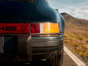 Image 22/79 of Porsche 911 SC 3.0 (1983)