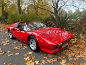 Image 22/50 of Ferrari 308 GTS Quattrovalvole (1983)