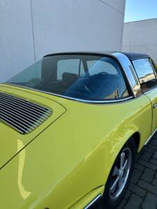 Image 38/46 of Porsche 911 2.2 T (1969)