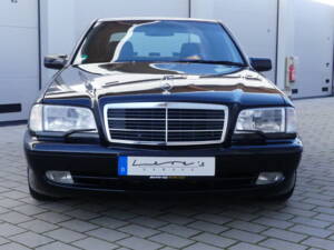 Image 50/52 de Mercedes-Benz C 43 AMG (1998)