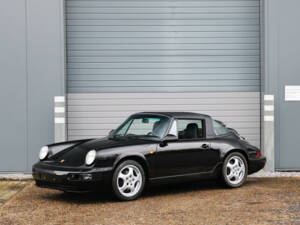 Image 4/57 of Porsche 911 Carrera 4 (1992)