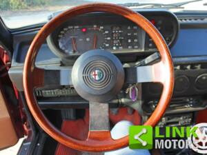 Bild 8/10 von Alfa Romeo Giulietta 1.8 (1985)