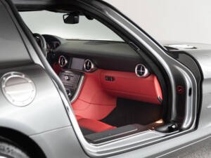 Image 36/56 de Mercedes-Benz SLS AMG (2011)