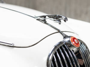 Image 29/43 de Jaguar Mk II 3.4 (1966)