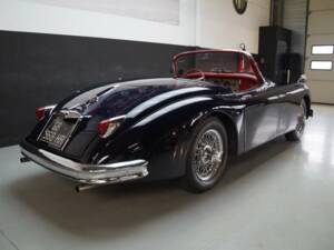 Afbeelding 45/50 van Jaguar XK 150 3.4 S OTS (1958)