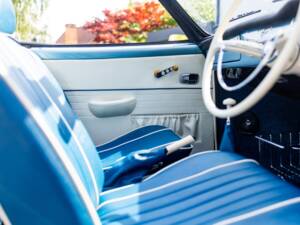 Image 44/50 of Volkswagen Karmann Ghia 1500 (1971)
