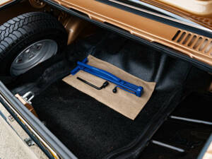 Bild 24/42 von Ford Escort 1300 (1975)