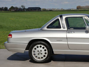 Image 30/50 of Alfa Romeo 2.0 Spider (1992)
