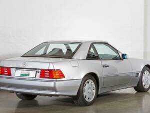 Imagen 11/20 de Mercedes-Benz SL 280 (1994)