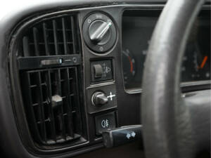 Image 19/29 of Saab 900 2.0i 16V (1993)
