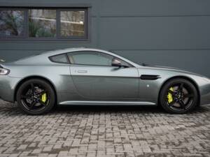 Bild 3/50 von Aston Martin V8 Vantage AMR (2018)