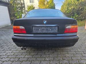 Immagine 17/17 di BMW 325i (1992)